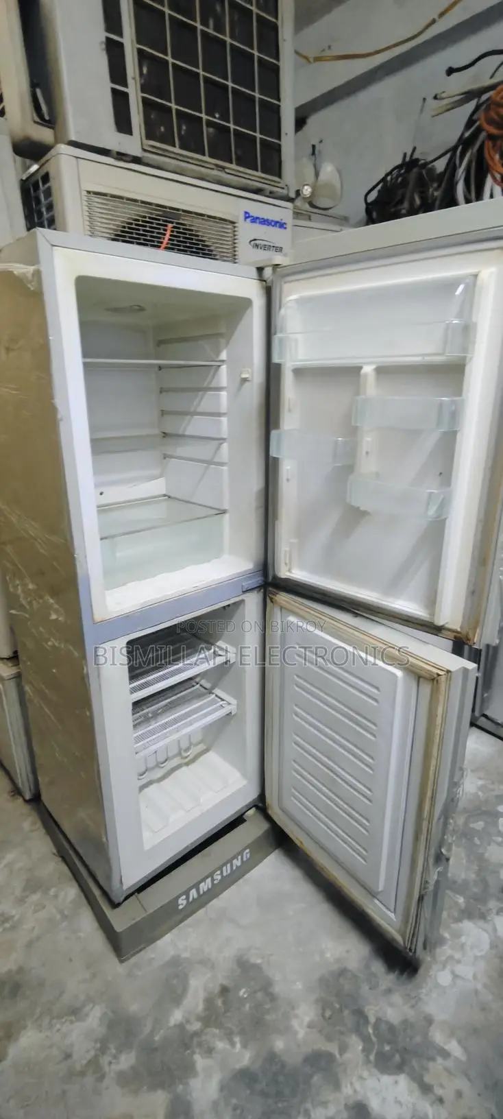 Vision Refrigerator 280 Liter Glass Door