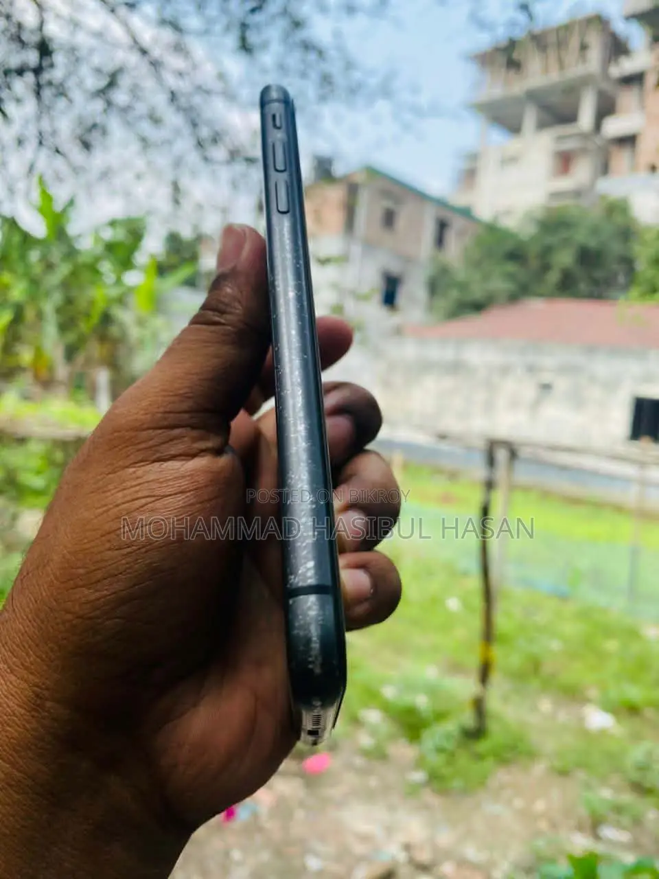 Apple iPhone 11 (Used)