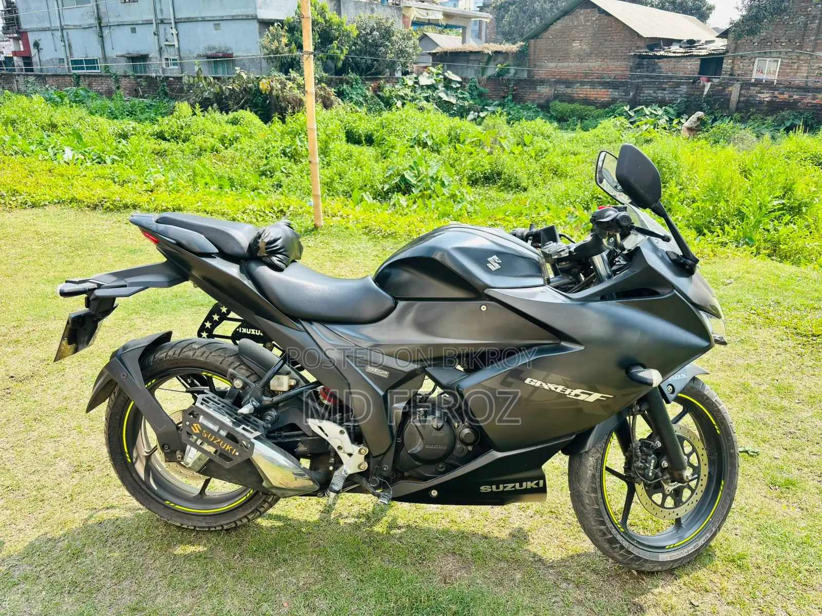 Suzuki Gixxer SF 2023