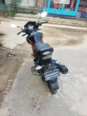 Hero Hunk 150R new condition 2014