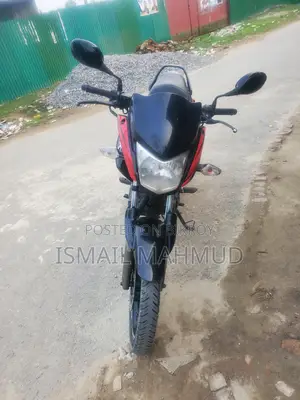 Hero Hunk 150R new condition 2014