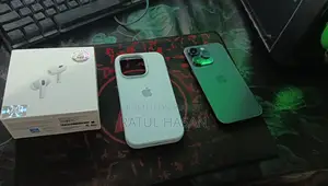 অ্যাপল আইফোন ১৪ প্রো (ব্যবহৃত)