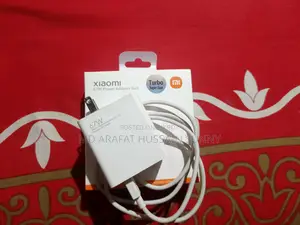 Xiaomi কোম্পানির চার্জার
