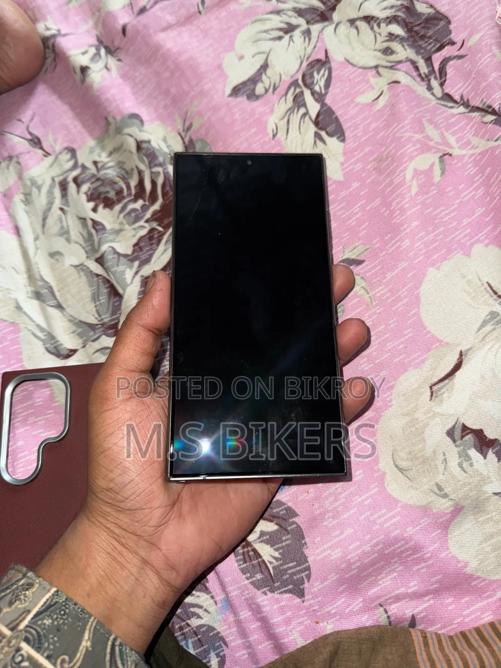 Samsung Galaxy S24 Ultra . (Used)