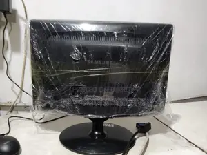 Samsung 17 Inch Full Fresh Monitor