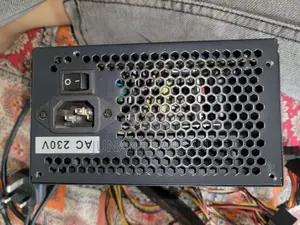 700W Power Supply