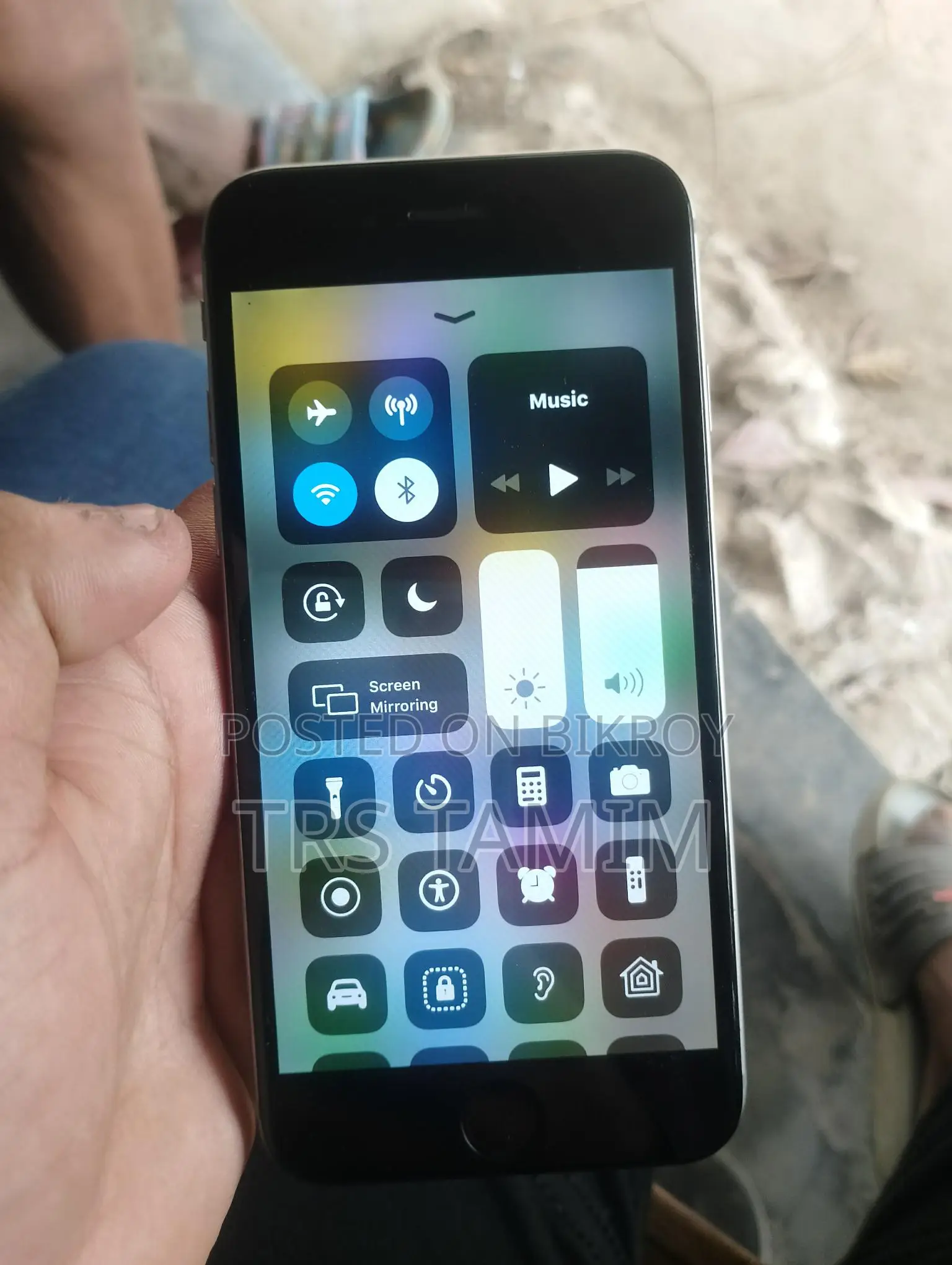 Apple iPhone 6 . (Used)