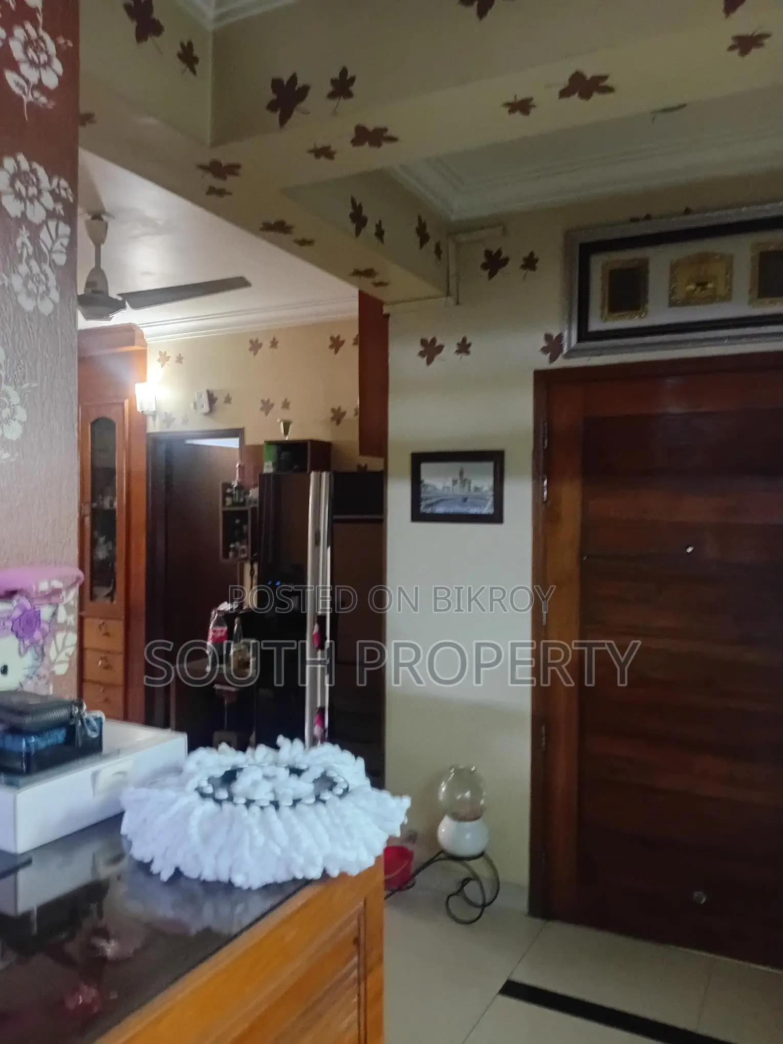 South facing ready used 2717 sft flat sale at Lalmatia.