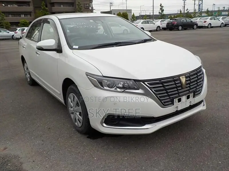 Toyota Premio F-L Pack. 2020