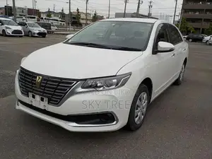Toyota Premio F-L Pack. 2020