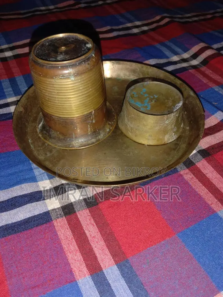 জমিদারি আমলের কাসার থালা-বাসন