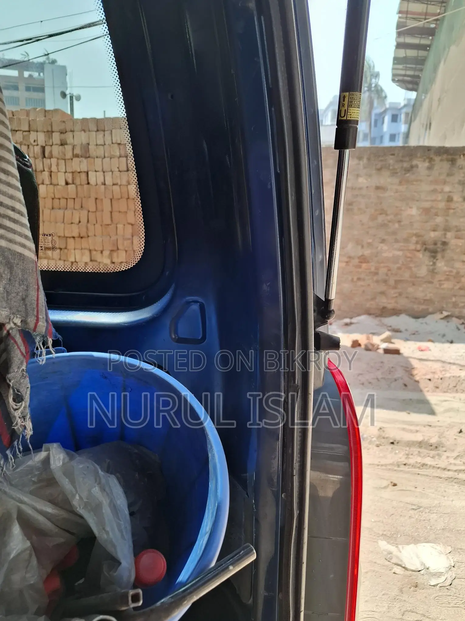Toyota Hiace 2012