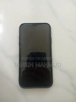 Apple iPhone 11 (Used)