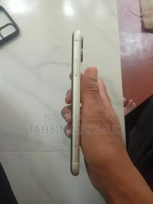 Apple iPhone 11 (Used)