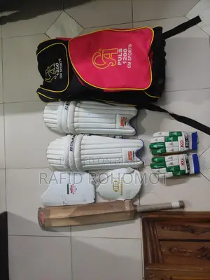 ক্রিকেট গিয়ার