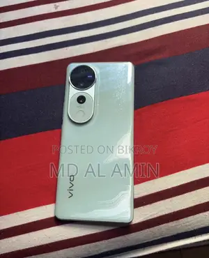 Vivo V40 . (Used)
