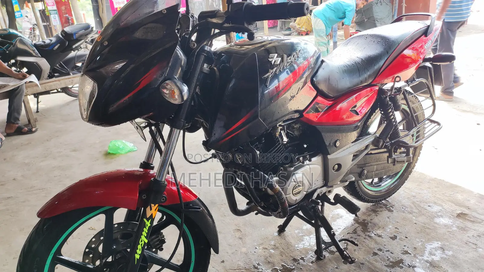 Bajaj Pulsar 150, 2016