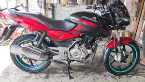 Bajaj Pulsar 150, 2016