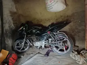 Bajaj Pulsar 150 - 2016