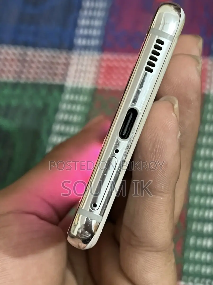 Samsung Galaxy S21 8/256 (Used)