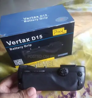 Nikon D7100/7200 Battery Grip