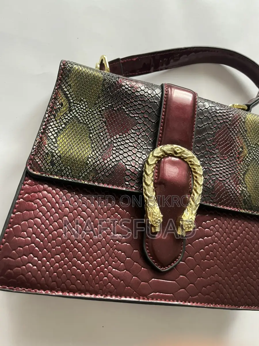 Women’s Hand Bag