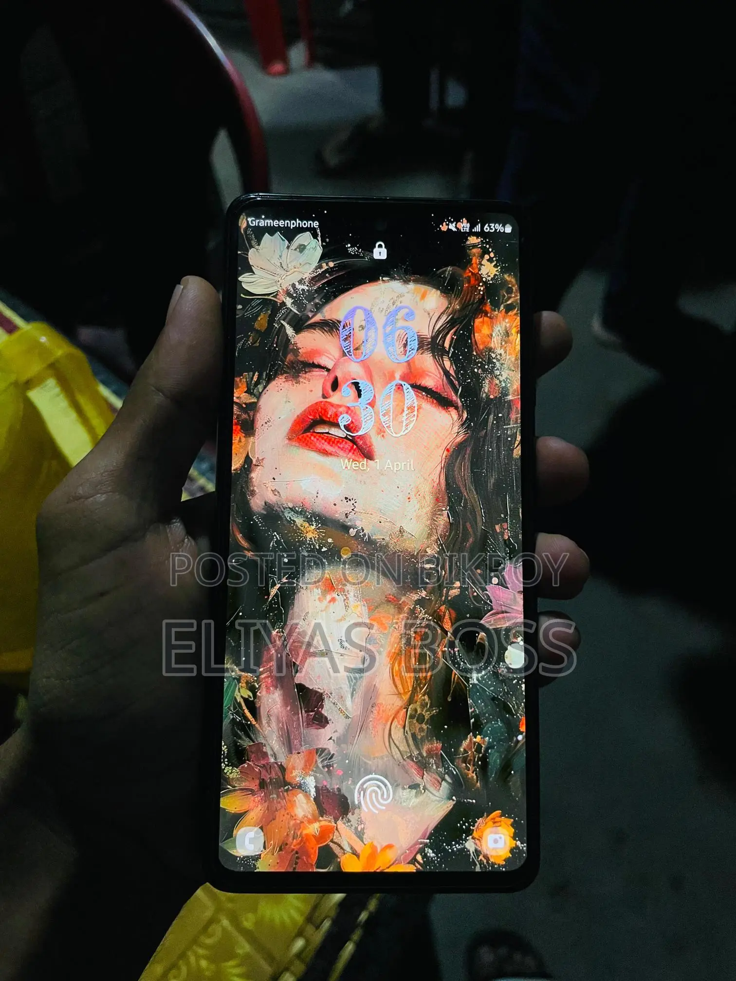 Samsung Galaxy S20 FE official (Used)