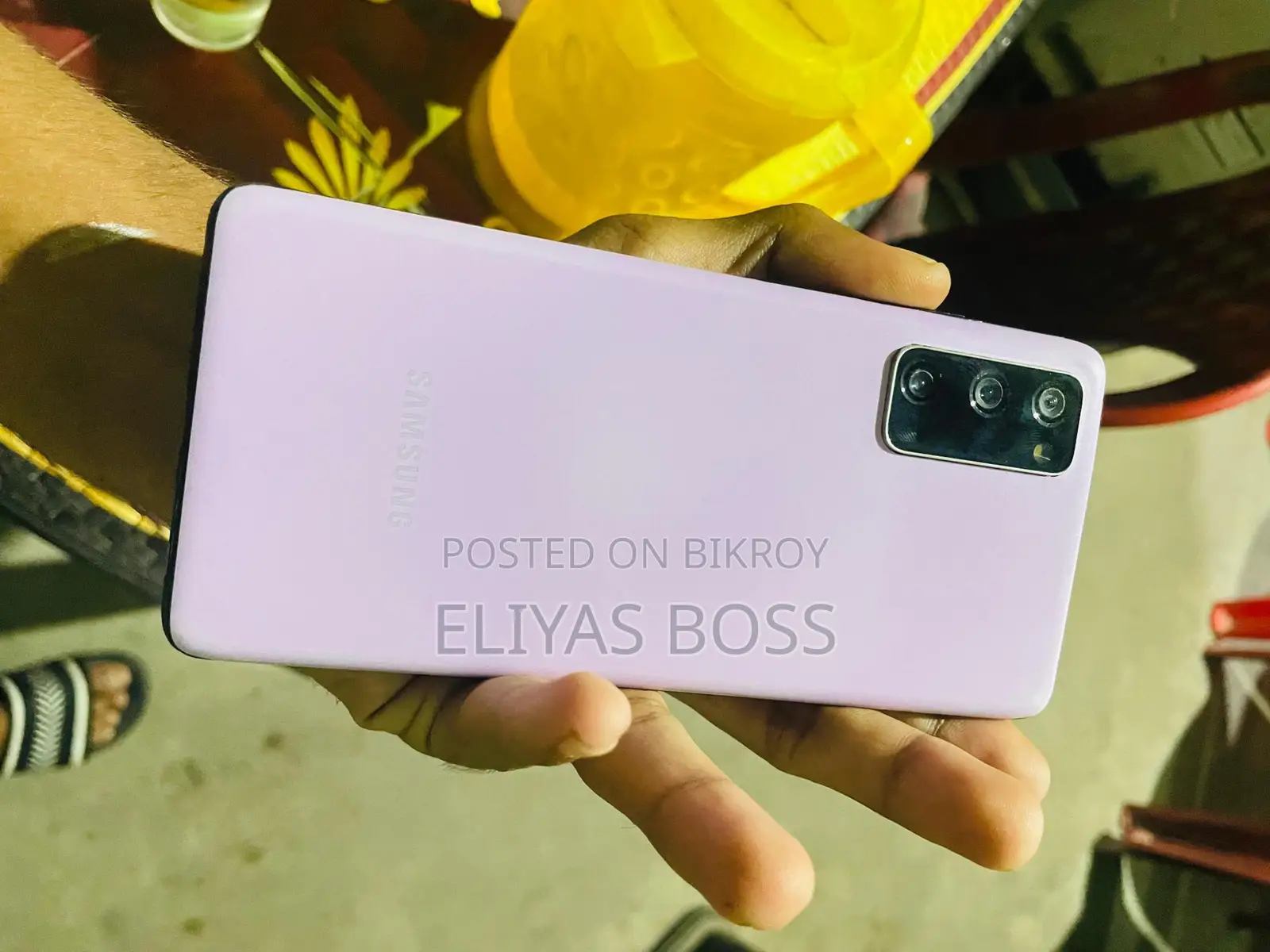 Samsung Galaxy S20 FE official (Used)