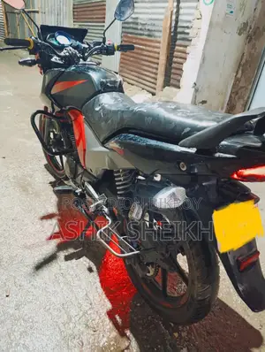TVS Stryker 2018