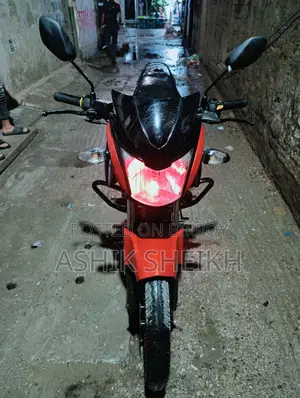 TVS Stryker 2018