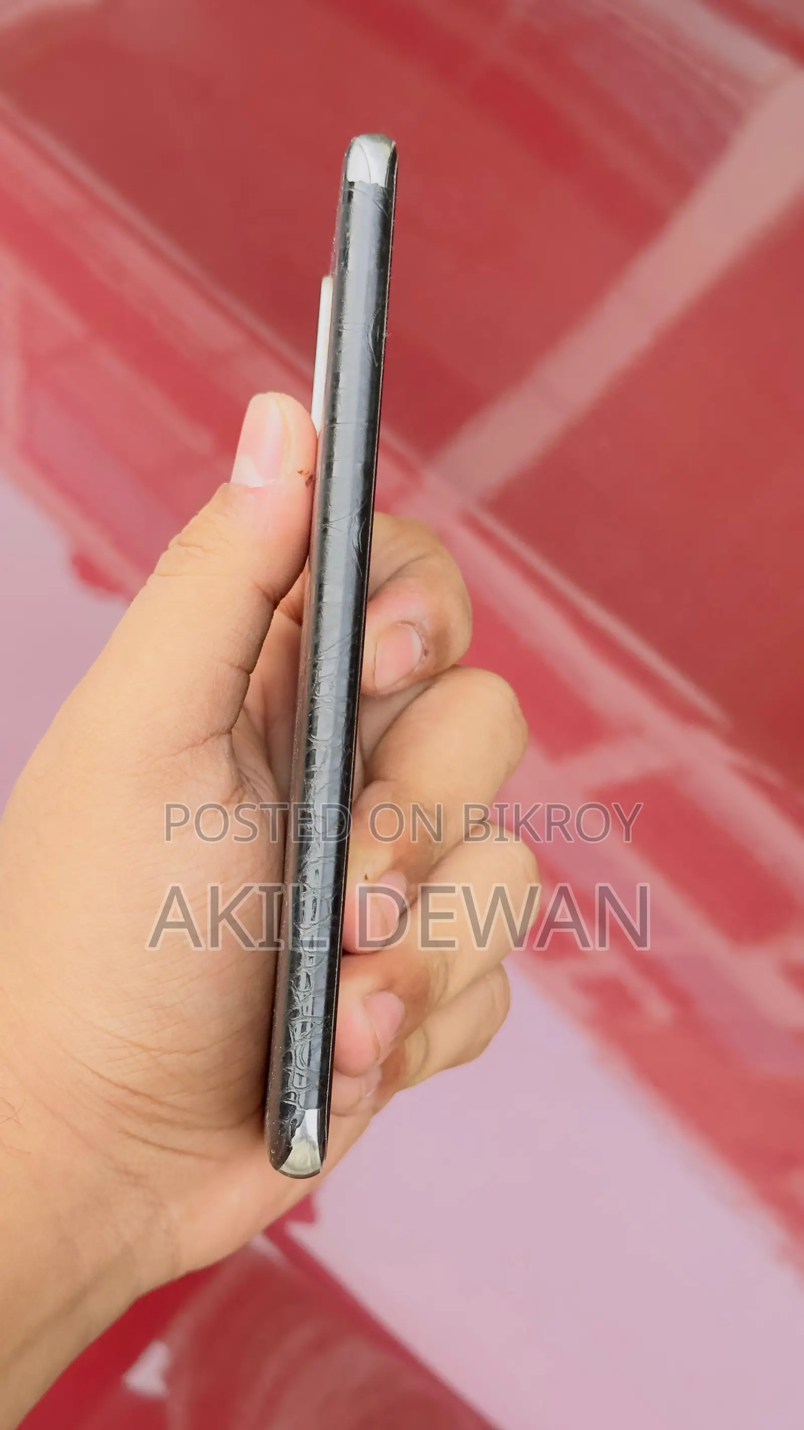 Samsung Galaxy S20 (Used)