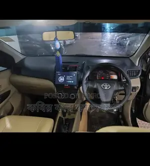 Toyota Avanza black 2012