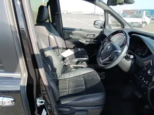 Toyota Esquire GI PREMIUM NON HYB 2021