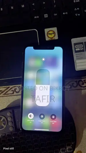 Apple iPhone XS (Used)
