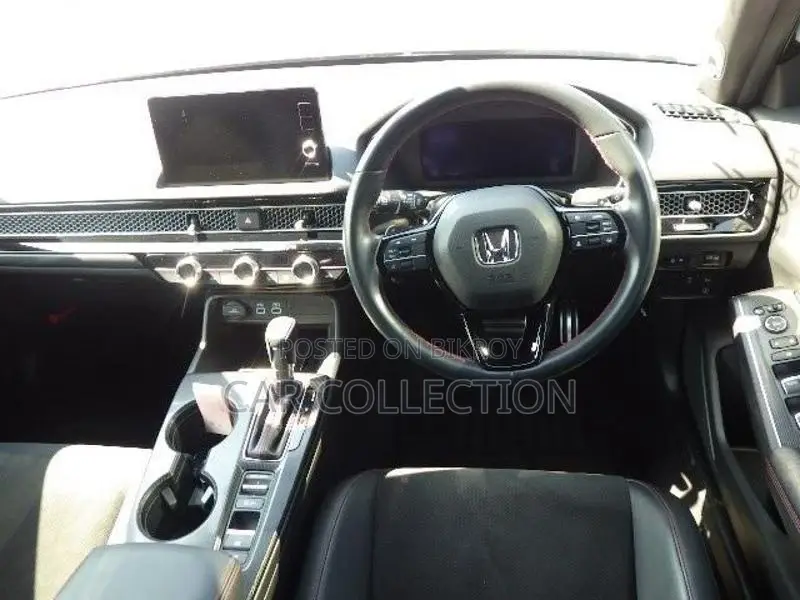 Toyota Yaris Cross Z Leather HV Pearl 2022