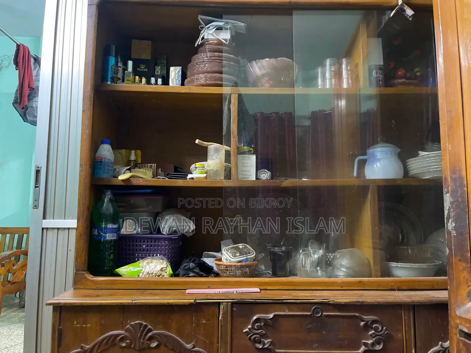Showcase For Sell