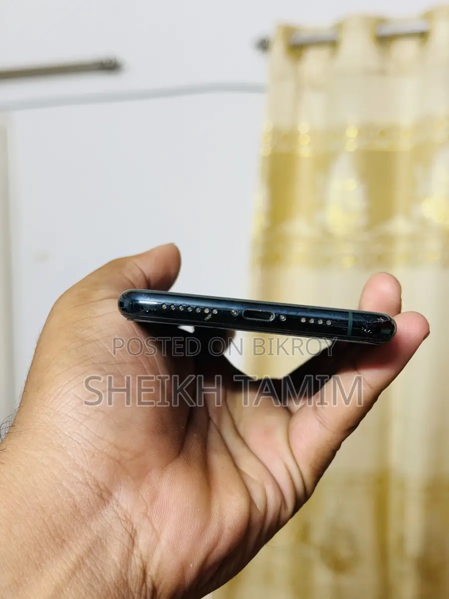 Apple iPhone 11 Pro Max For Sale (Used)