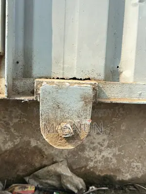 Gate