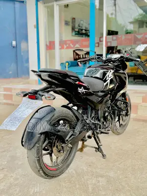 Bajaj Pulsar N 160 . 2023