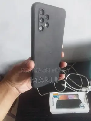 Samsung Galaxy A32 with box (Used)