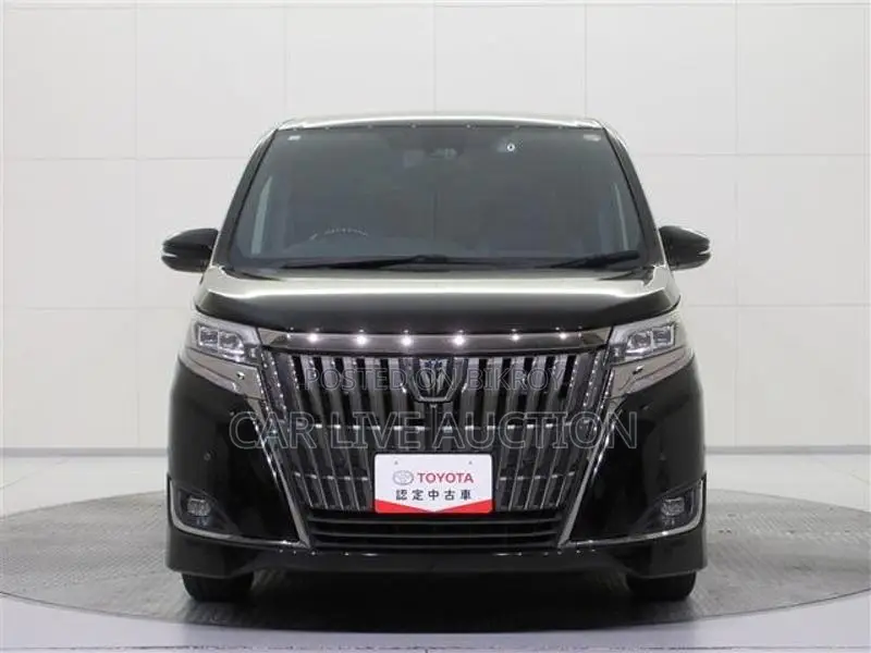 Toyota Esquire Hybrid 2021