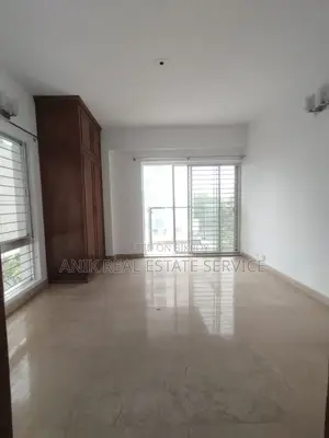 গুলশান ২-এ ভালো মানের ৪০০০ বর্গফুটের আনফার্নিশড ফ্ল্যাট ভাড়া