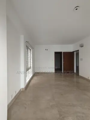 Good Quality 4000 Sft Un Farnised Flat Rent At Gulshan 2