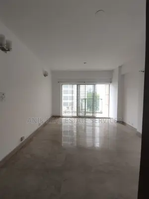 Good Quality 4000 Sft Un Farnised Flat Rent At Gulshan 2