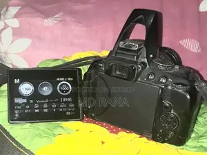 Nikon D5300 DSLR Camera