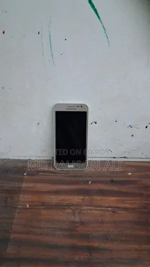 Samsung Galaxy J2 . (Used)