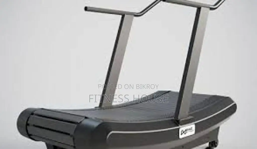 Cardio Training Curve Treadmill