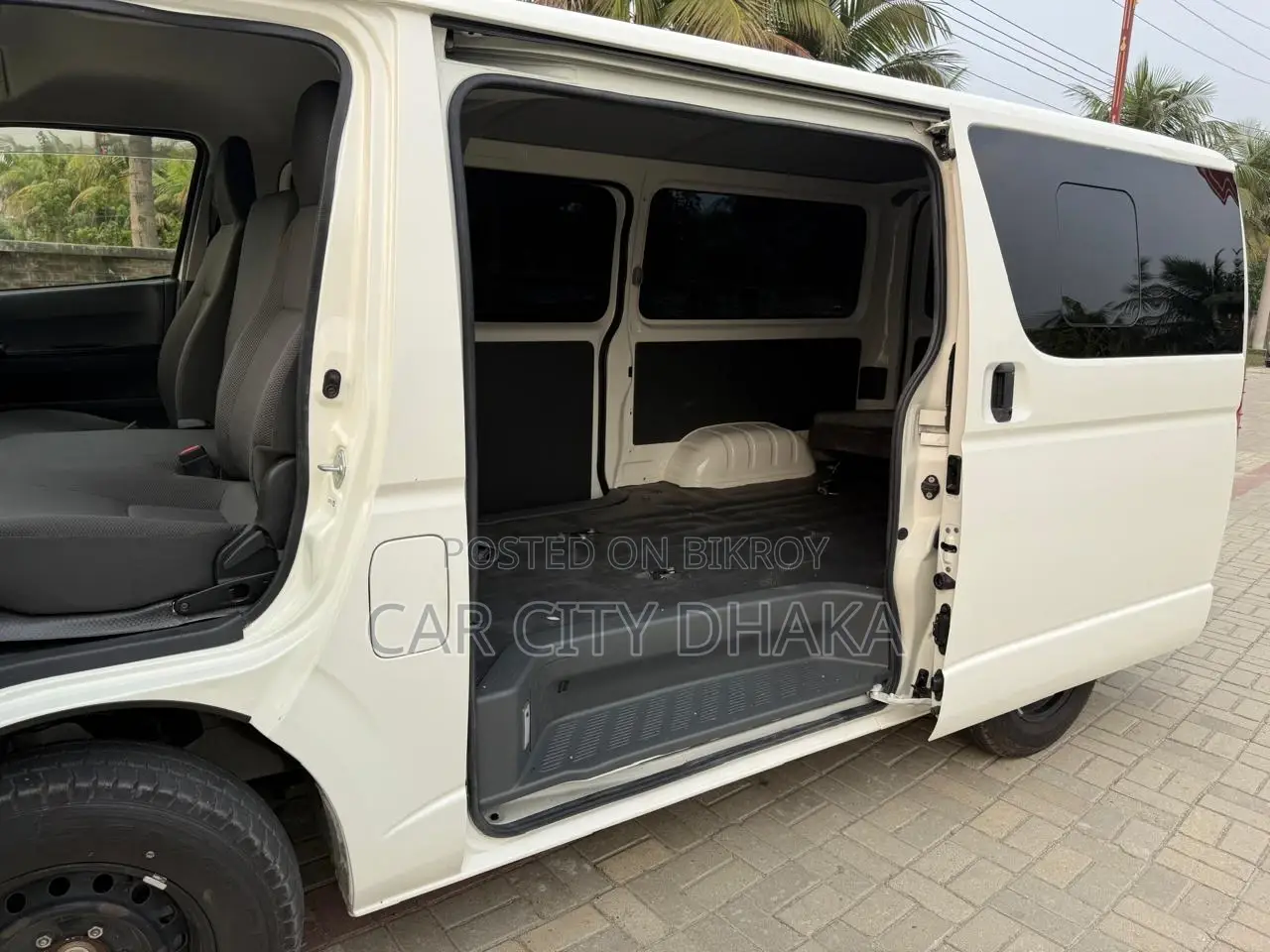 Toyota Hiace DX Re-condition 2020