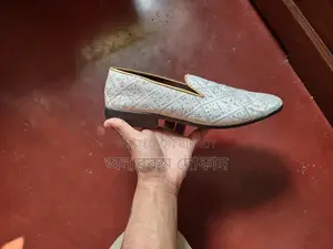 সাদা লোফার!!
