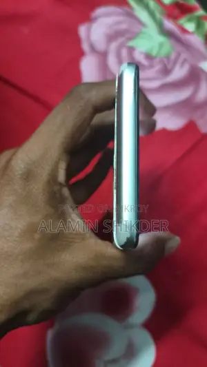 Samsung Galaxy J7 Prime . (Used)